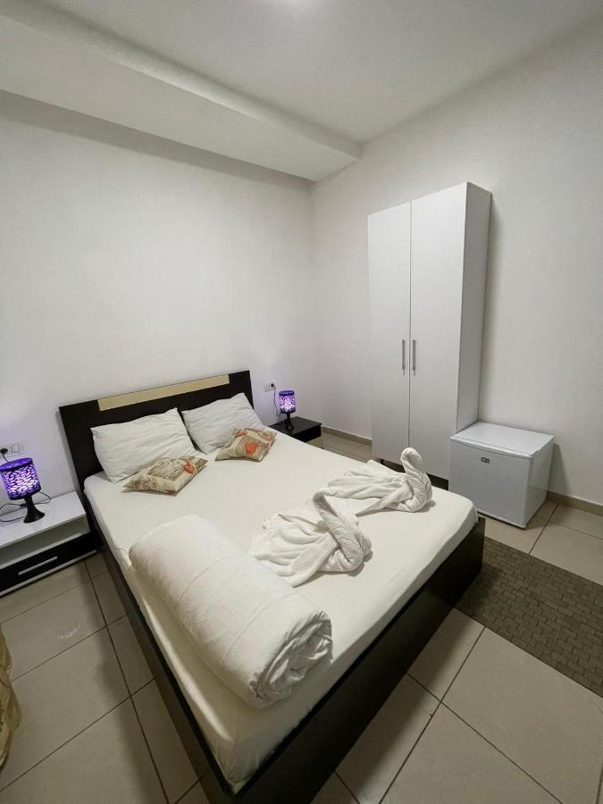 Hostel Tripoli Palace Bucureşti Eksteriør bilde