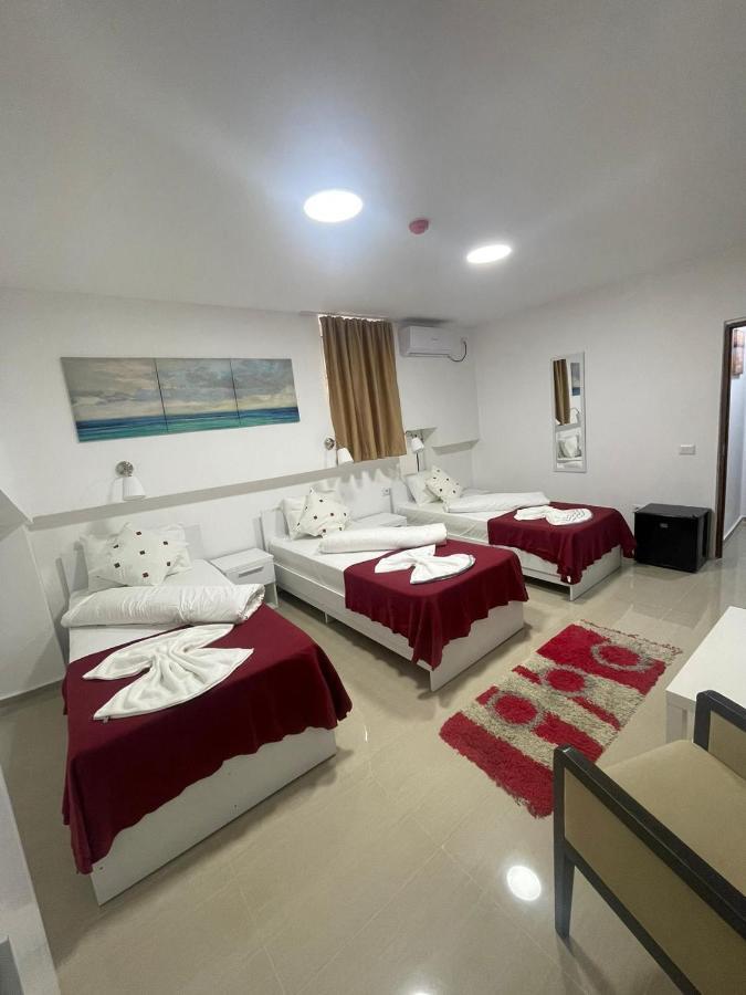Hostel Tripoli Palace Bucureşti Eksteriør bilde