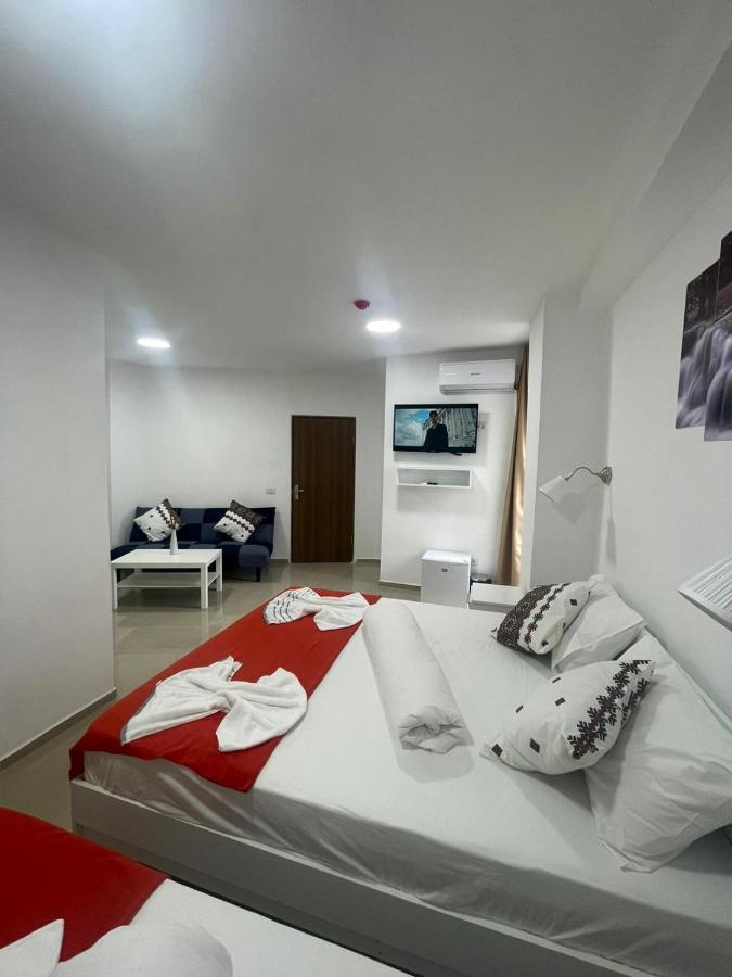 Hostel Tripoli Palace Bucureşti Eksteriør bilde