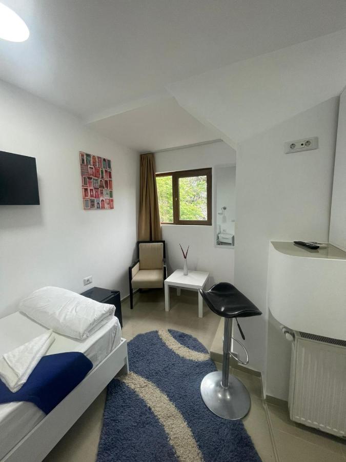 Hostel Tripoli Palace Bucureşti Eksteriør bilde