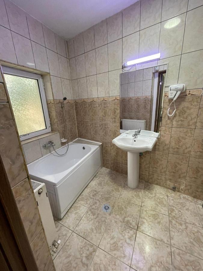 Hostel Tripoli Palace Bucureşti Eksteriør bilde