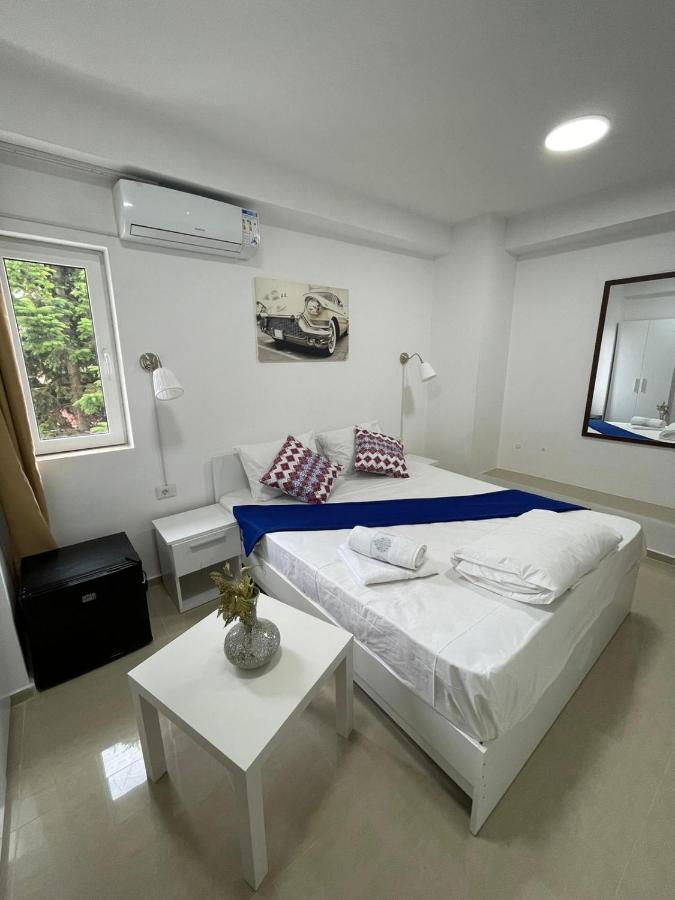 Hostel Tripoli Palace Bucureşti Eksteriør bilde