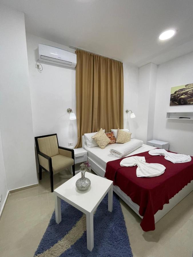 Hostel Tripoli Palace Bucureşti Eksteriør bilde