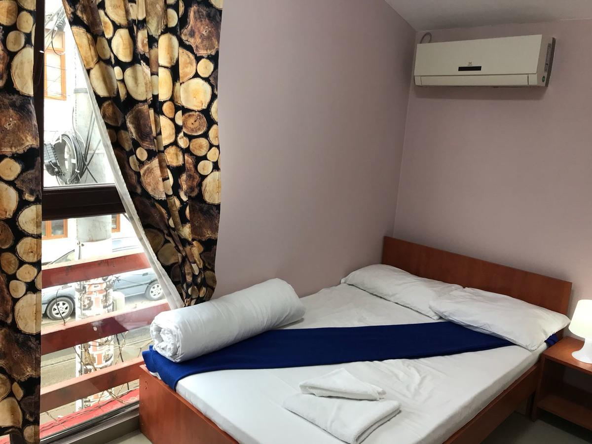 Hostel Tripoli Palace Bucureşti Eksteriør bilde